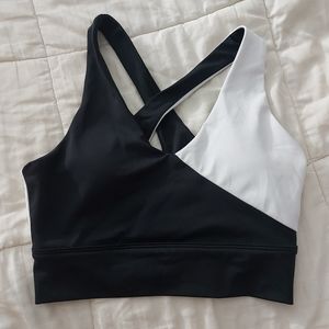 Allfenix Crossover Black and White Sports bra Small